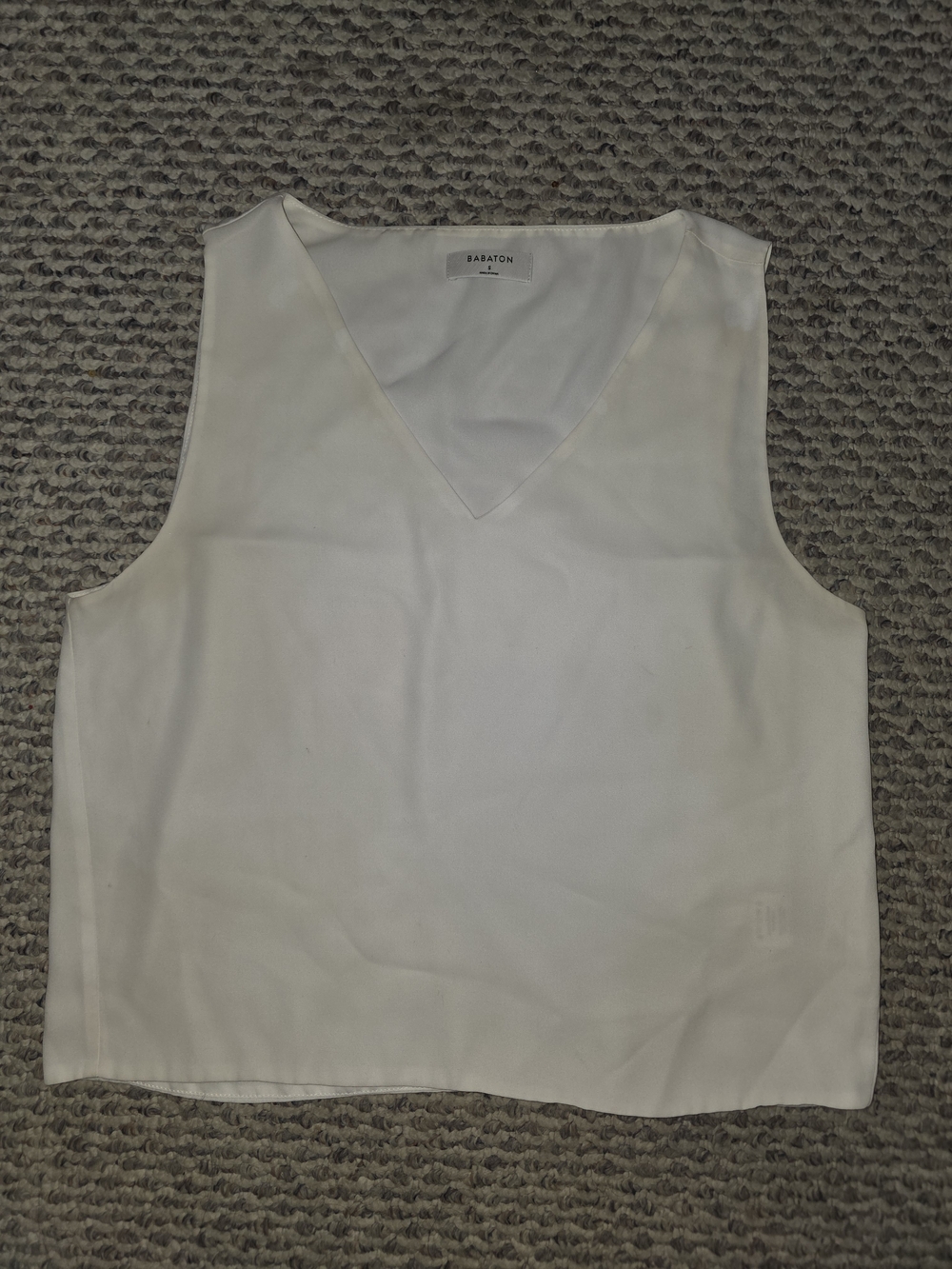 Babaton Cream V-Neck Sleeveless Top